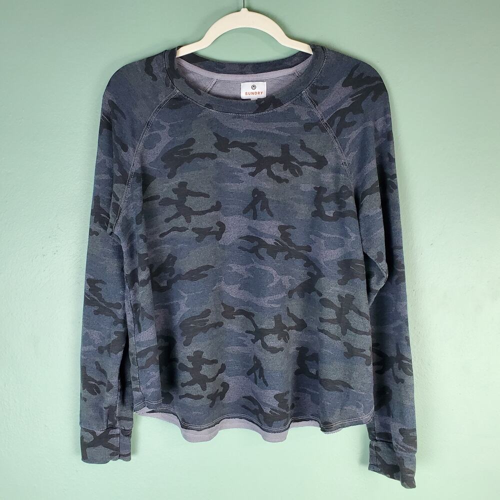 Sundry Clothing Charcoal Camo Trapeze Sweatshirt Size 1